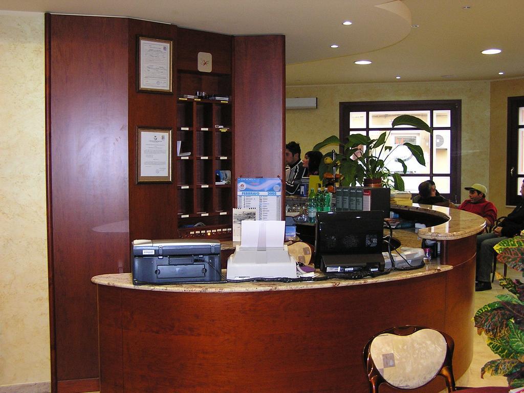 Hotel Mistral Portoscuso Luaran gambar