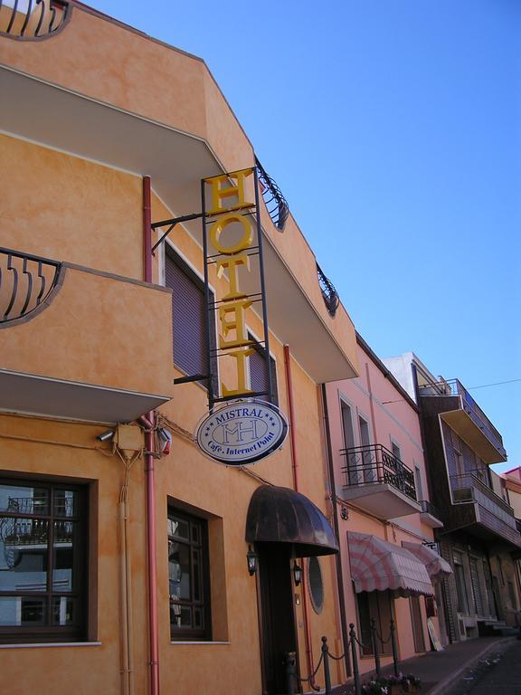Hotel Mistral Portoscuso Luaran gambar